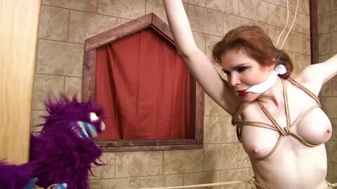 bondage, rope bondage, cleavegag, cleavegagged, aliens, overpowered, puppet...