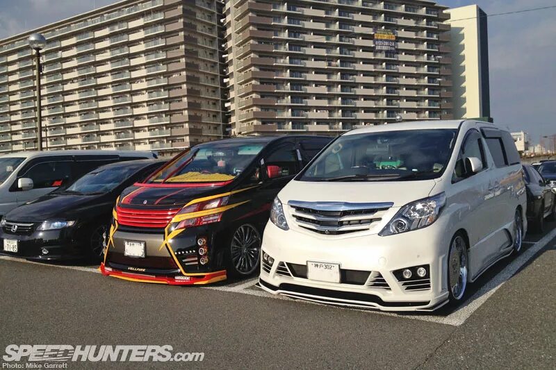 Toyota Alphard - body kit GRAND od AIMGAIN 3-dielny set Tuning-in.sk