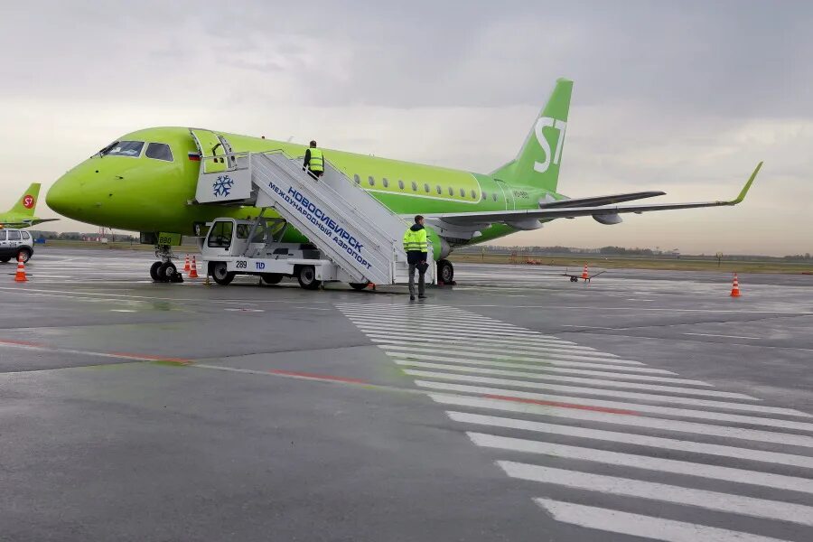 S7 airlines новосибирск. S7 Новосибирск. S7 Airlines Томск. S7 Нижневартовск.