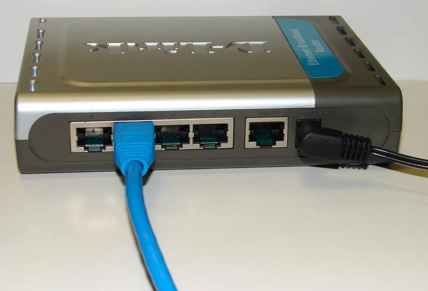 Rj45 роутер-PC. 4g модем с rj45. Маршрутизатор WIFI RJ-45. Витая пара вай фай на роутере. Роутер не видит интернет кабель