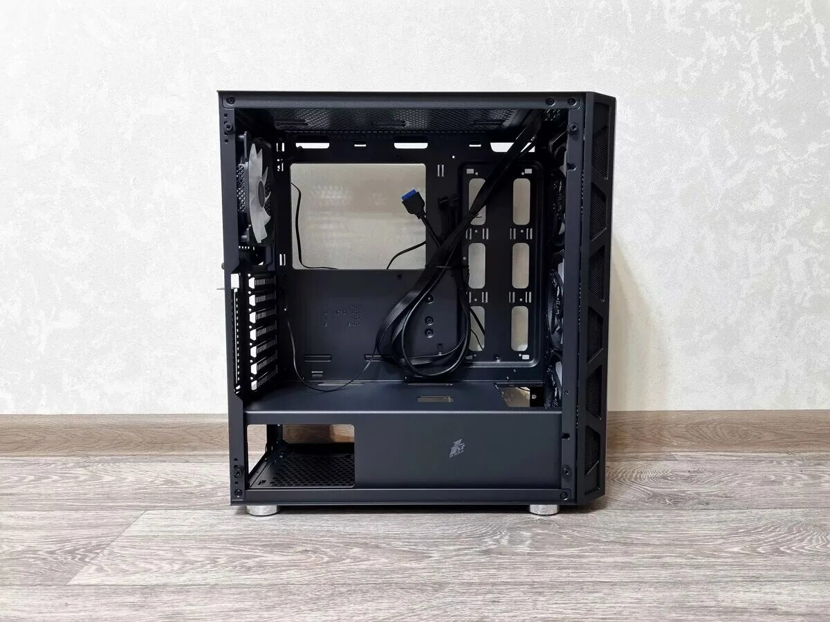 Корпус 1stplayer firebase x1. Zalman t6. корпус 1stplayer. 1stplayer firebase x5.