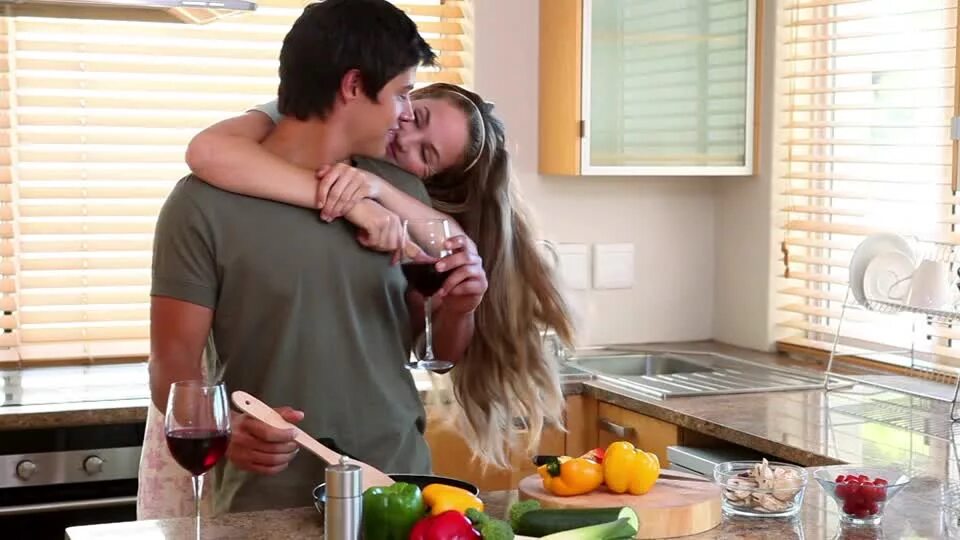 Семейная пара в чулках. Vv_love onlyfans. Поцелуй женской груди. W adultery 2019. Wife making video.