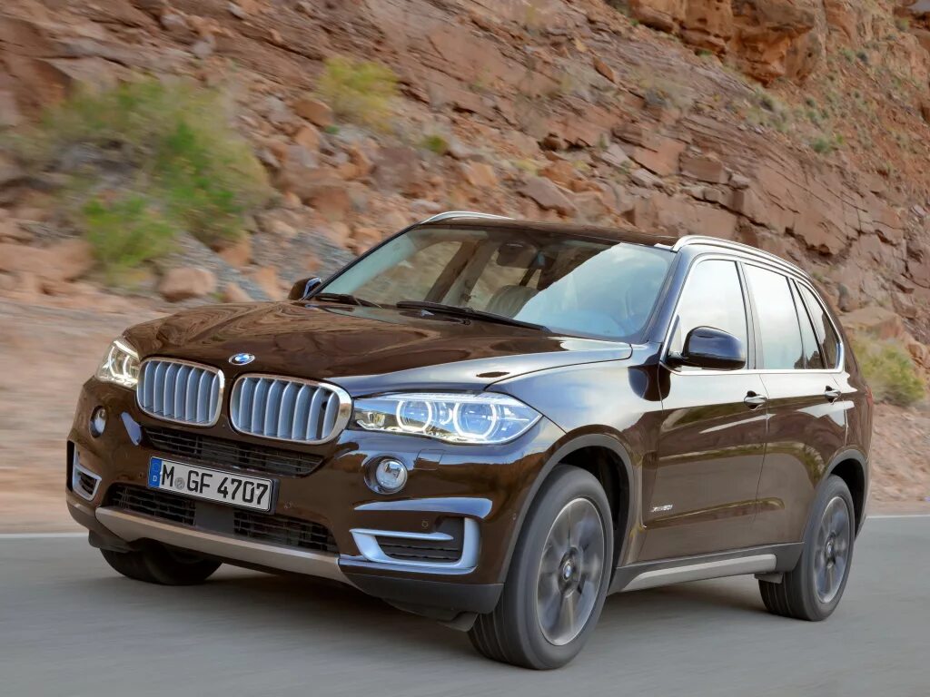 Бмв х3 в россии. BMW x5 f15. BMW x5 f15 2013. БМВ Икс 5 f15. BMW x3 f15.