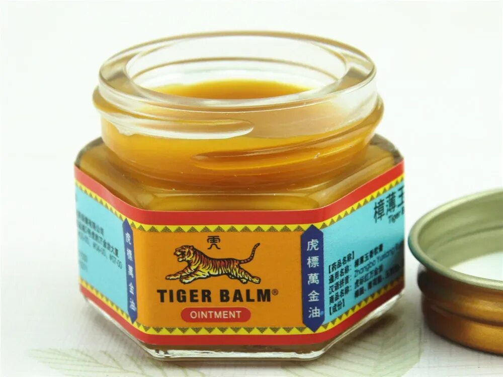 Тайский тигровый бальзам. Тайская мазь Tiger. Мазь Тайгер Таиланд. Tiger Balm красный крем. Тайский тигровый бальзам красный.