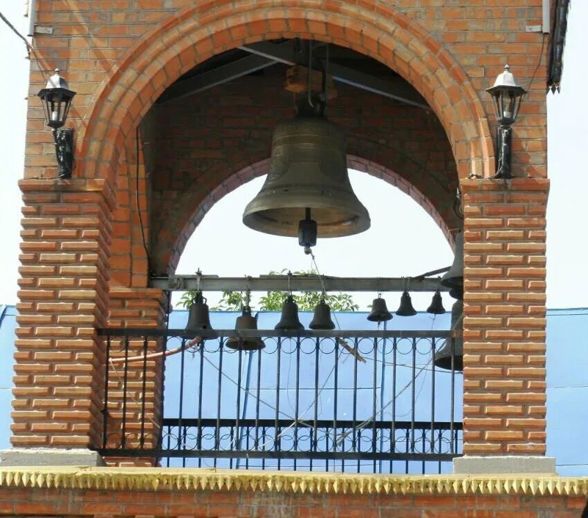 храм богородицы таганрог. крест в центре таганрога. собор богородицы дедовск. троицкая церковь таганрог. храм рождества пресвятой богородицы таганрог.