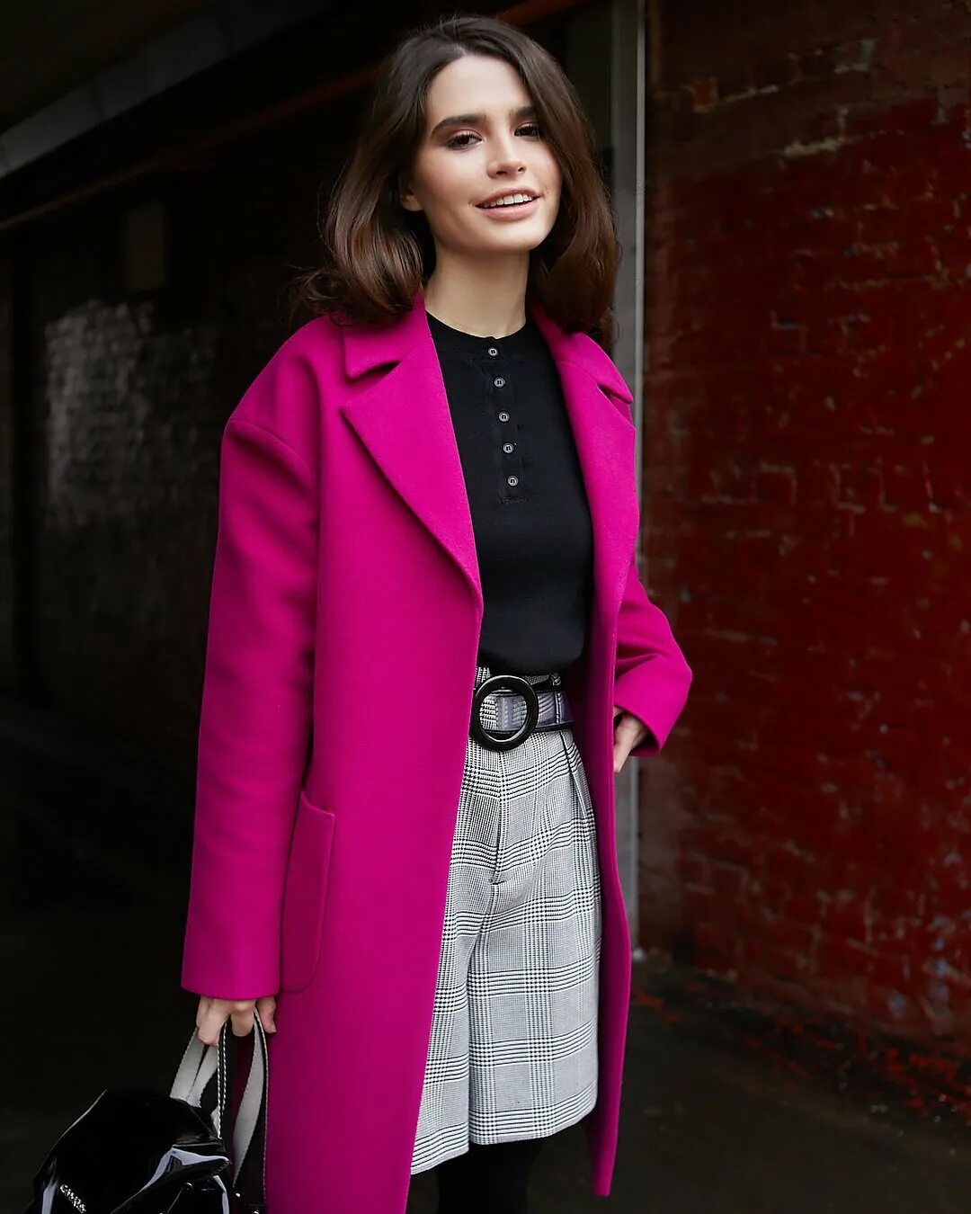 Пальто фуксия бенеттон. Пальто кашемировое женское фуксия. Пальто фуксия женское. Женское полупальто фуксия. Frizman пальто.