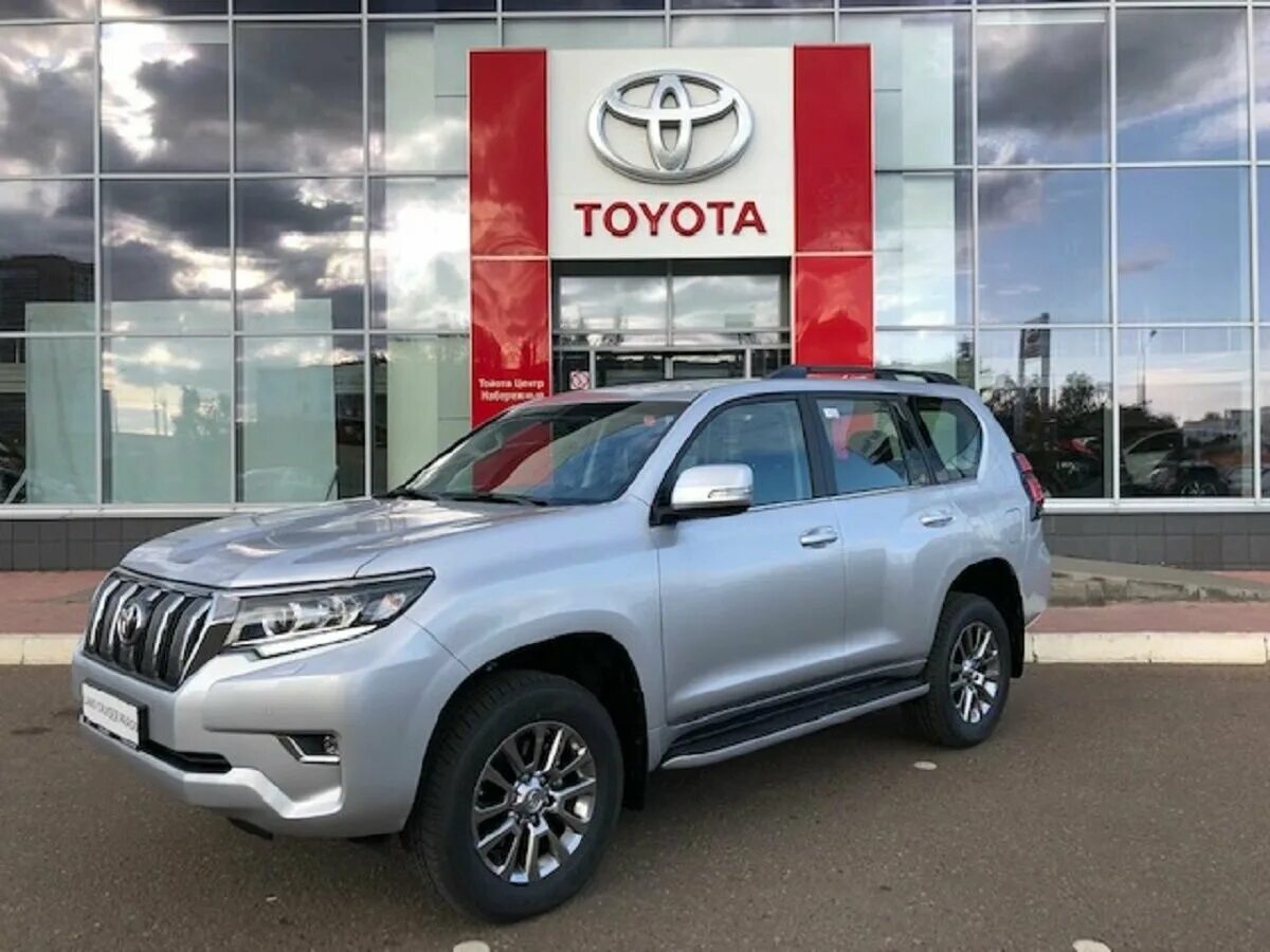 Куплю прадо 2019 года. Тойота ленд Крузер Прада 2019. Toyota Land Cruiser Prado 2021 серебристый. Toyota Land Cruiser Prado 2020. Toyota Land Cruiser Prado 150 2019.