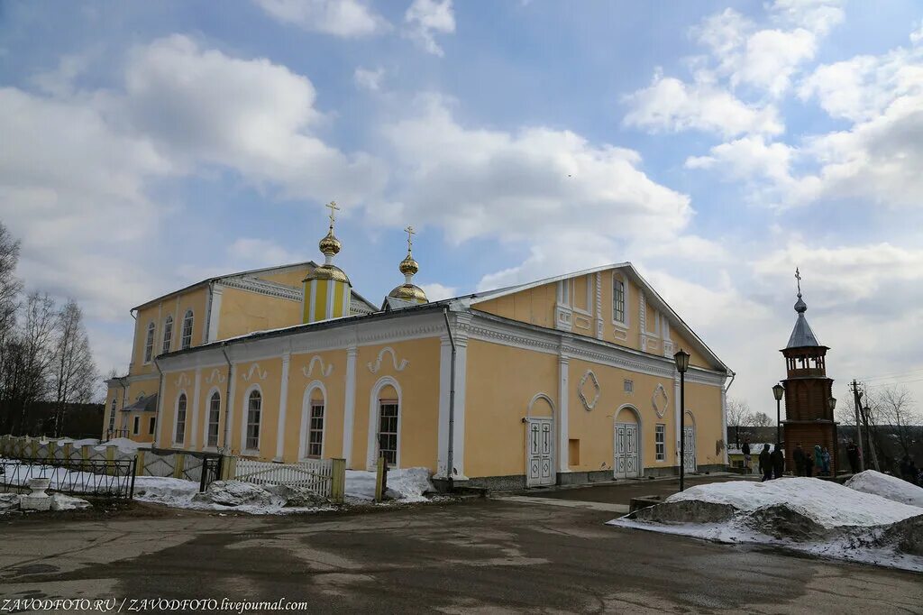 Верховажье вологодская область. Храм Успения Божией матери Верховажье. Собор Успения Пресвятой Богородицы в Верховажье. Успенский собор 19 Верховажье.