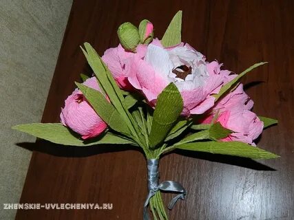 Вставляют в букет
