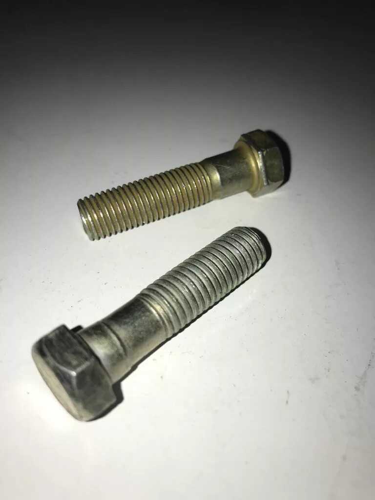 Болт вилки сцепления. Болт вилки сцепления. Болт-опора вилки сцепления 2101-07(2101-1601215). Опора вилки сцепления лифан солано 1. Болт опора вилки сцепления 2101.