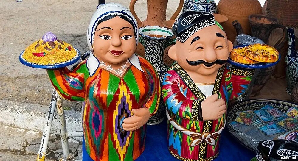 Сделай на узбекском. Узбекские национальные сувениры. Узбекские игрушки. Узбекские национальные игрушки. Узбекские куклы национальные.