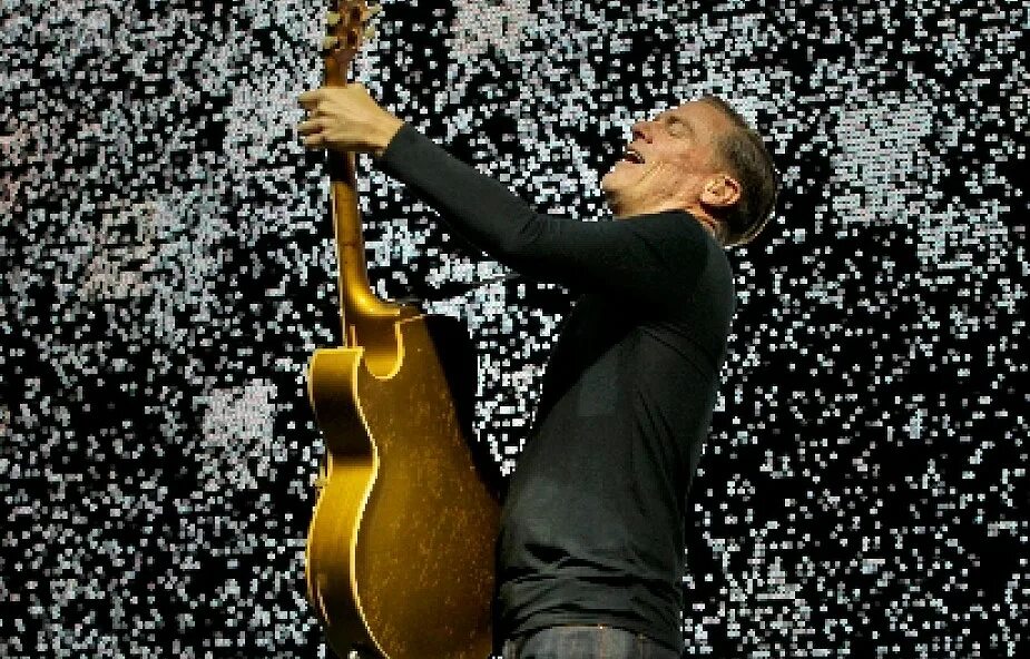 Bryan adams cloud