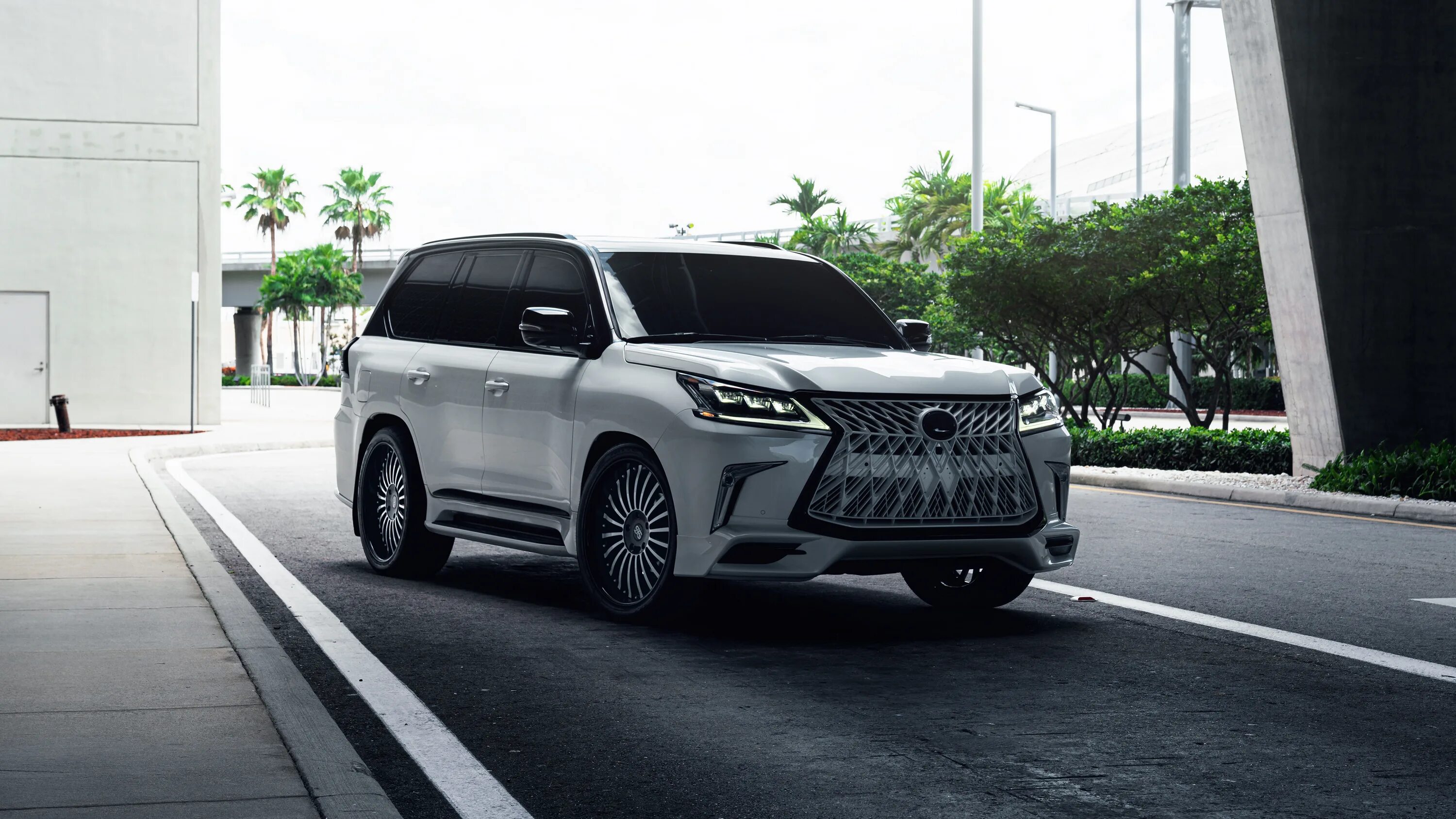 Lexus lx 600 2022 черный. Lexus lx 2021. Лексус 570 luxury 21 фото. Toyota lexus lx570. Lexus lx luxury.
