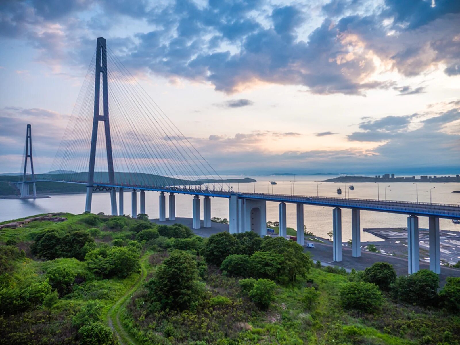 Разрушенный автомобильный мост. Приморье мост. Вантовый мост дальний восток. Приморский край мост рухнул. 01.