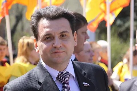 Где сейчас находится депутат