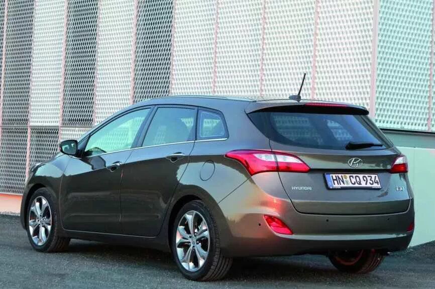 Хендай 30 универсал. Hyundai i30 2013 универсал. Хендай ай 30 универсал. Хендай i30 универсал 2013. Хендай ай 30 универсал 2013.