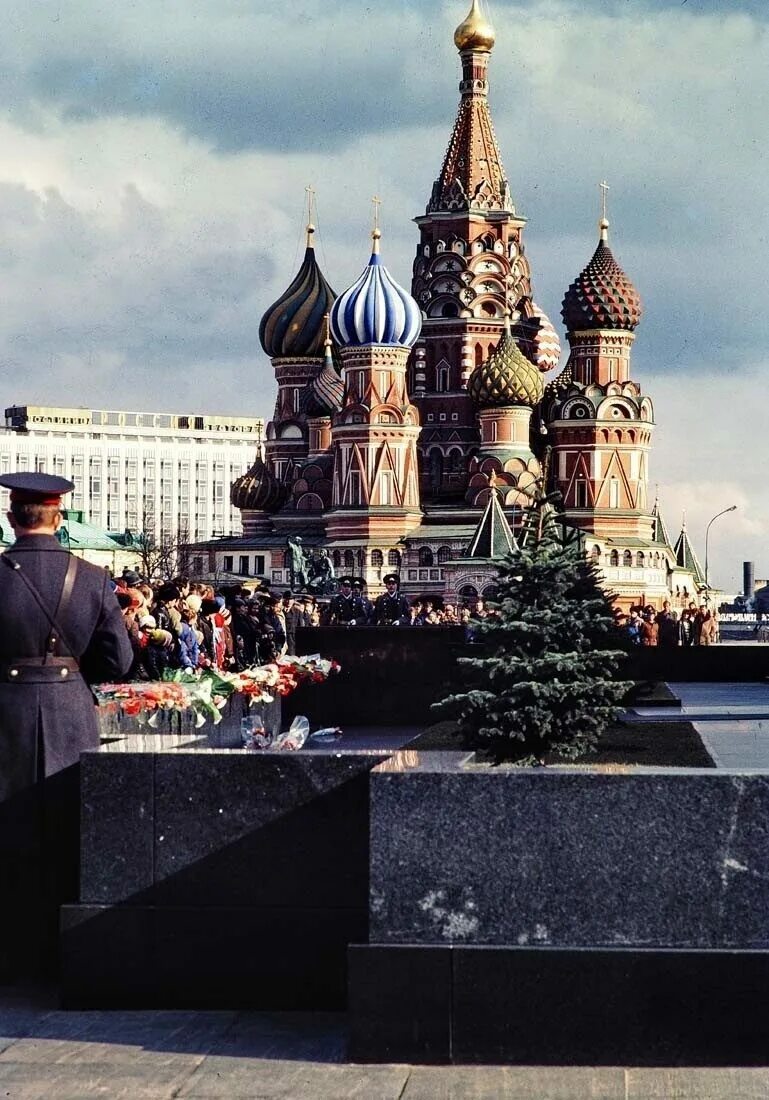 Москва 1982 год. Москва 1982 фото. 1982 год москва. Ссср москва 1982. Ссср москва 1982.