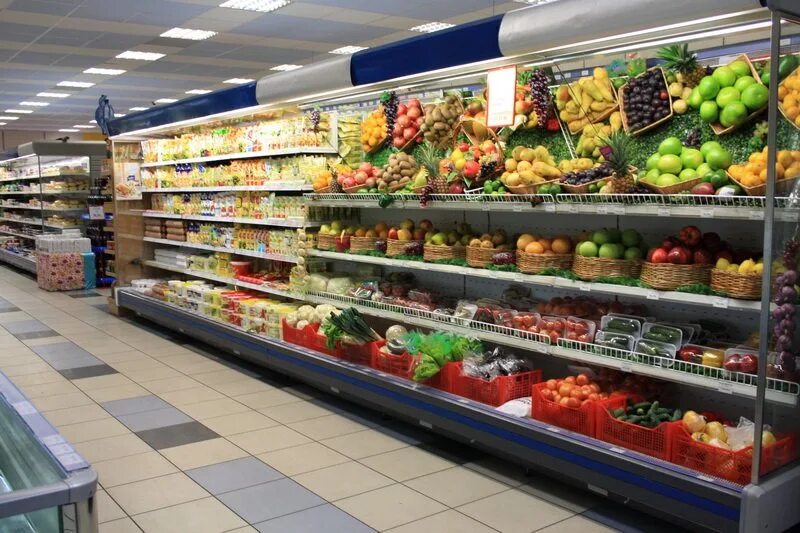Продуктовый магазин изнутри. Продовольственный магазин. Картинки магазина продуктов. Продовольственный магазин картинки. Картинки магазина продуктов.