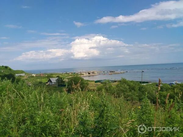 Поселок взморье калининградская область. Значки города сахалина. Ворота тори сахалин. Пос взморье сахалинская область. Взморье сахалинская область долинский.