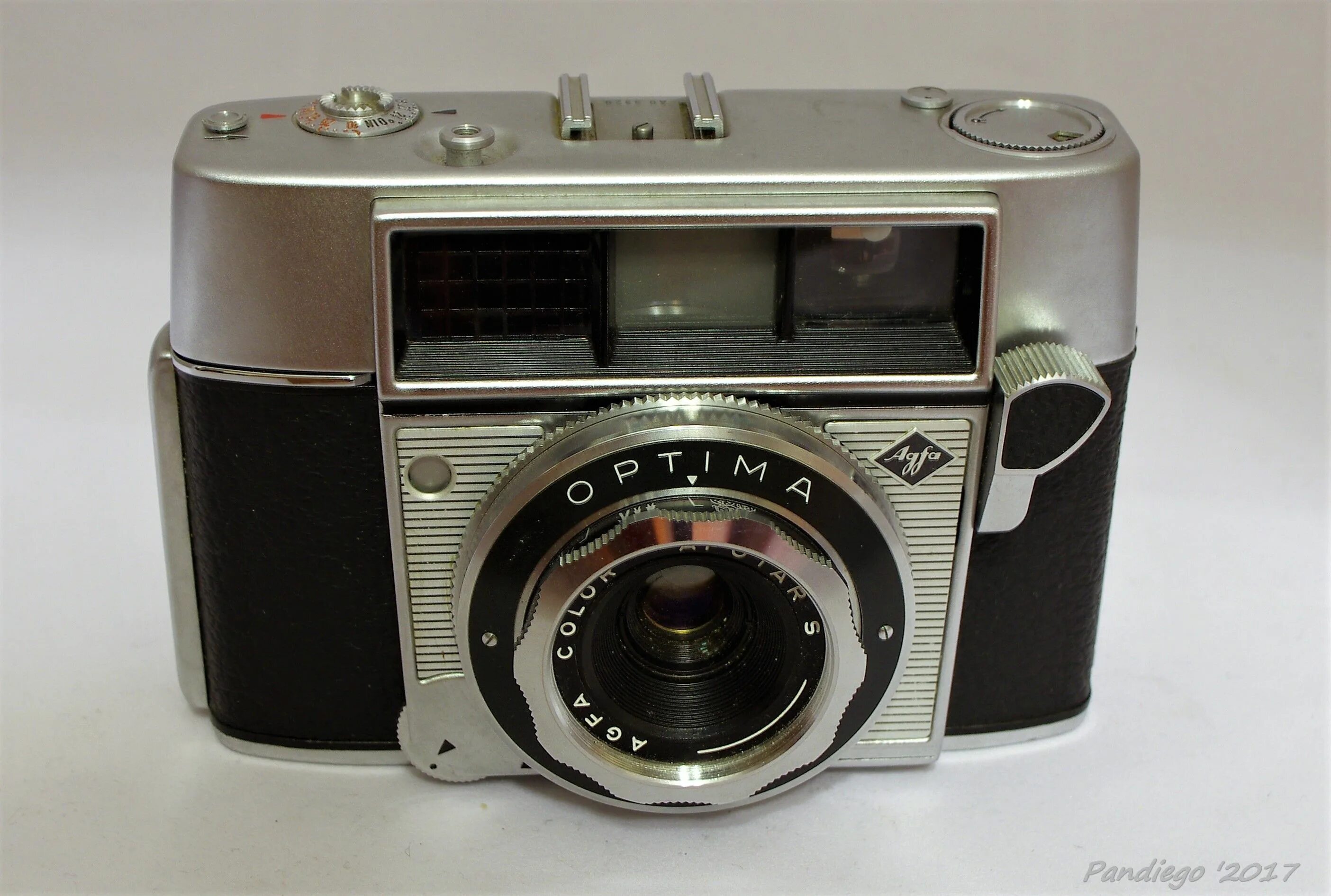 Плёночный фотоаппарат Agfa. Agfa фотоаппарат пленочный 1933-1942. Agfa g128. Agfa плёночная камера. Камера лк