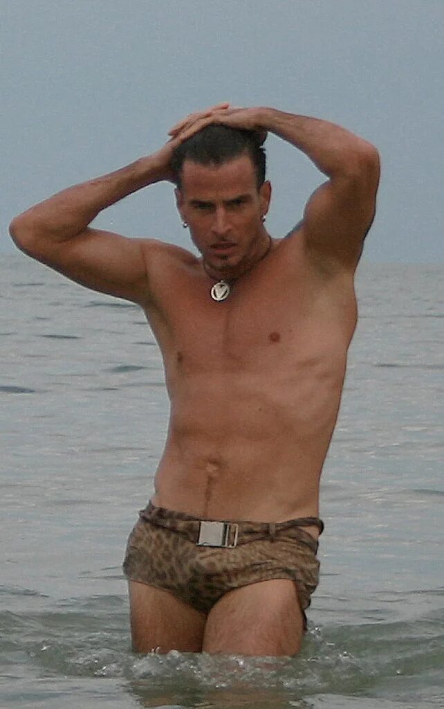 Винсент вега игорь. Vincent vega игорь актер. Vincent vega игорь. Венсан вега актер. Винсент вега ака.