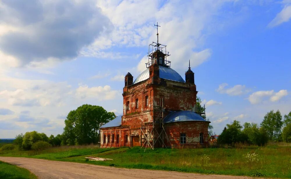 Александровский район владимирской области фото. Церковь Рождества Пресвятой Богородицы Владимирская область. Александровский район Владимирская область большие Вески. Деревня большие Вёски, Александровский район, Владимирская область. Церковь Рождества Балакирево Владимирская область.