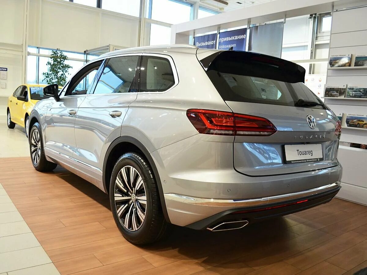 Туарег 2020 купить. Touareg 2020. Туарег 2020 дизель. Volkswagen Touareg New 3.0 TDI at Business 3. Американец Туарег 2020.