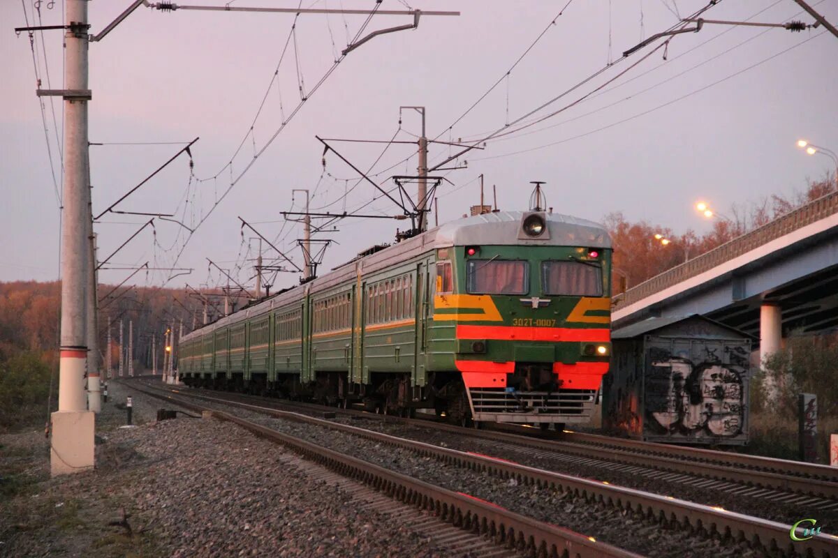 Станция Гривно Подольск. Гривно Подольск. Электричка Куровское. Разбитая эд2т Перерва.