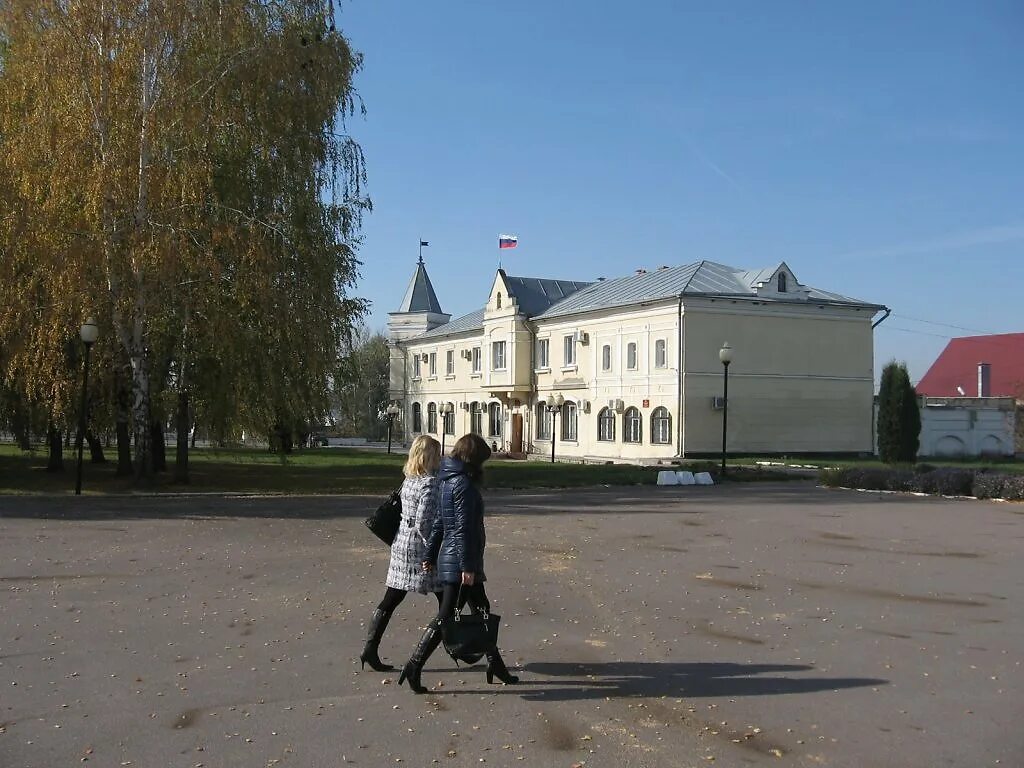 Тросна сити в контакте. Администрация Кромского района. Тросна Орловская область. Тросна Орловская область школа. Село Тросна.