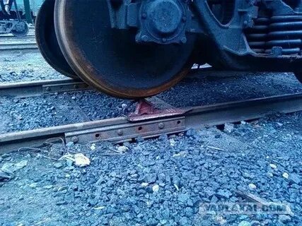 Потеря контроля стрелки причины