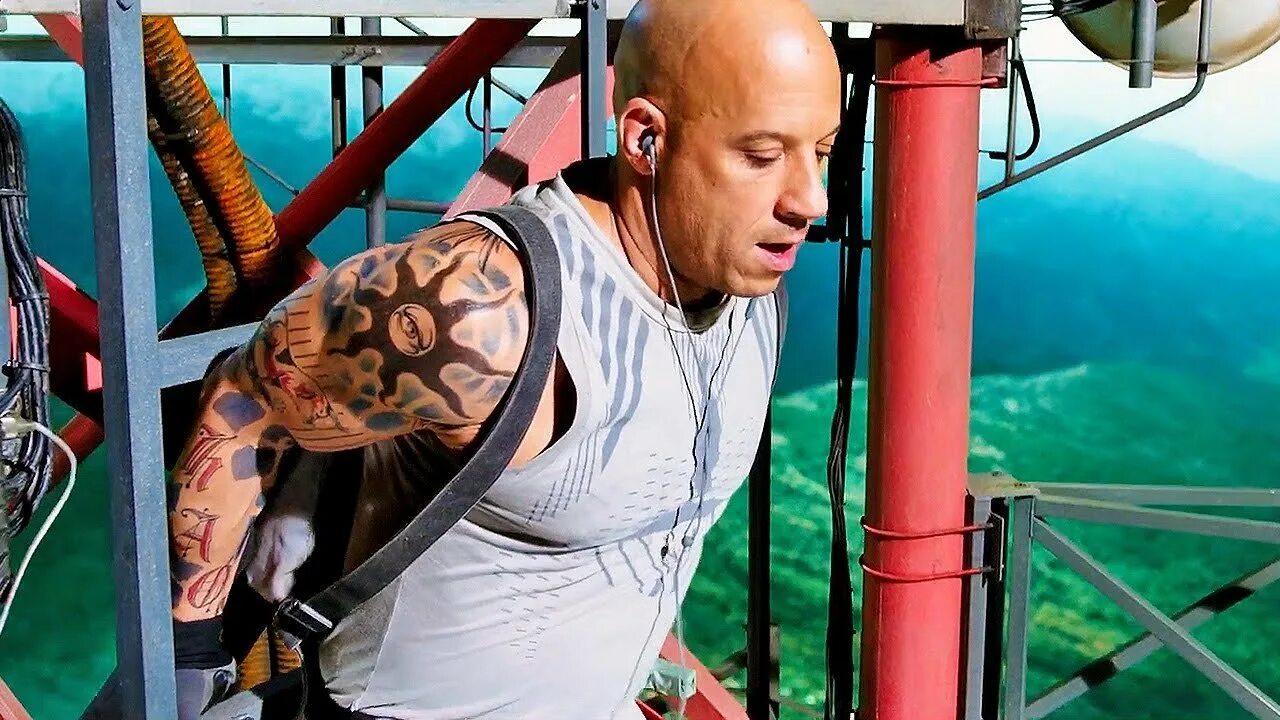 татуировки из фильма три икса. тату три икса. тату три икса. тату три икса на шее. тату три икса.