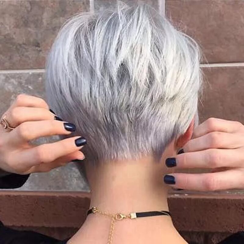 Прически на короткие волосы сзади This beauty is from fearless clipper man @dillahajhair ✂ ️❤ ️✂ ️❤ ️✂ ️❤ #pixiepaloo