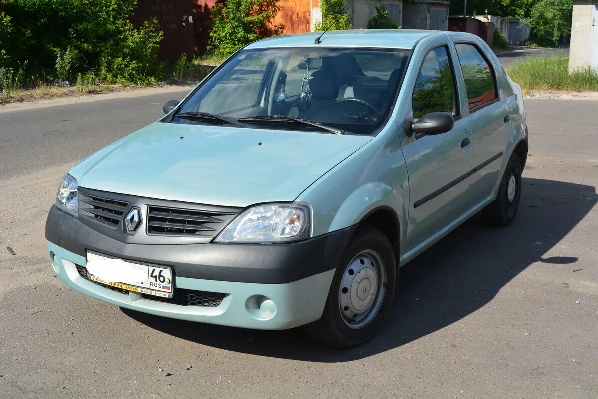 6. Рено логан 2007 года 1. Рено логан 2007 года. Renault logan 2007. Рено логан 2007.