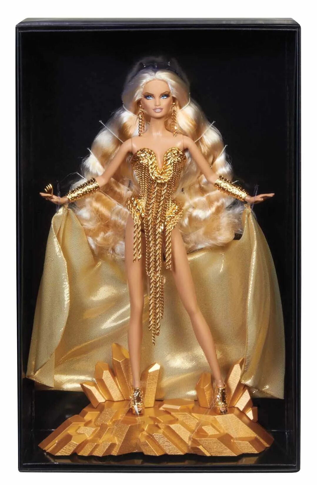 Бедная богатая кукла. Barbie the blonds blond Gold. Барби Gold Label. Barbie Golden Dream Gold Label collection. Barbie Nichelle в золотом платье.