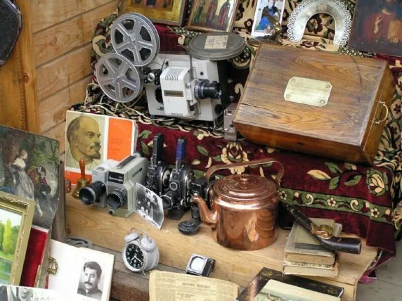 Продать 1 предмет. Старинные вещи. предметы старины. старинные раритетные вещи. старые вещи антиквариат.