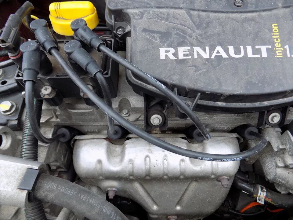 Высоковольтные провода логан 1.6 8. Renault Logan 1.4 высоковольтные провода. 4 Цилиндр Рено Логан 1.4. Логан Рено бронепровода бронепровода 1.6. Рено Логан 8 клапанный.