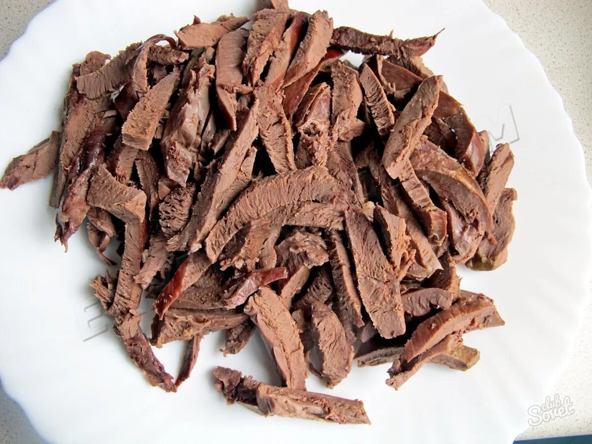 как правильно сварить говяжье сердце. бутерброды с сердцем говяжьим. вареное сердце говяжье. закуска из сердца говяжьего. вареное сердце говяжье.