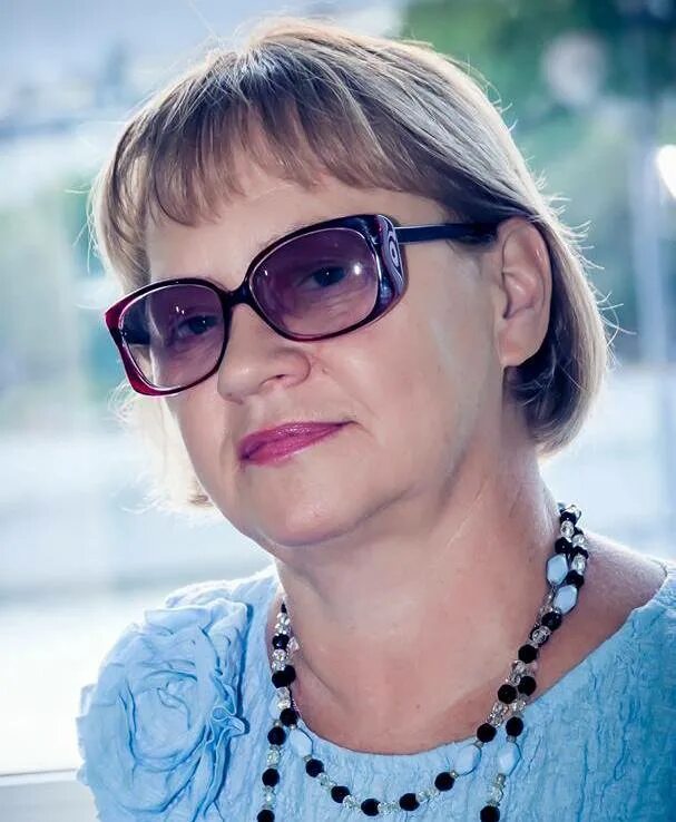 Татьяна визбор фото. Татьяна лаврушина визбор. Дочь визбора. Татьяна якушева дочь визбора. Анна визбор дочь юрия.