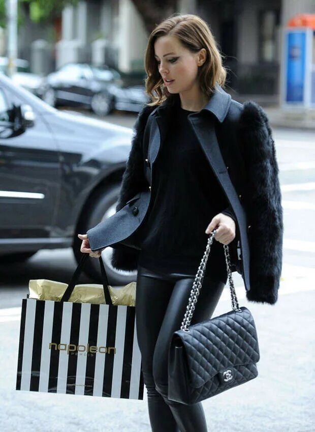 Тотал блэк лето. Стиль тотал блэк в одежде. Cool chic style fashion. Любишь носить черное. Любишь носить черное.