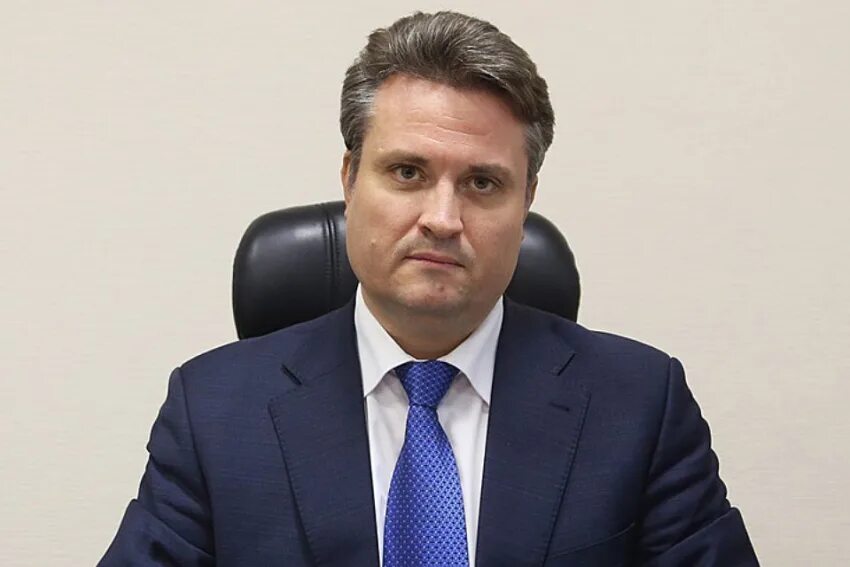 Сергей кузнецов мэр новокузнецка. Анатолий локоть кпрф. Сергей кузнецов мэр новокузнецка. Глава новокузнецка сергей кузнецов. Хомяков сергей русгидро.