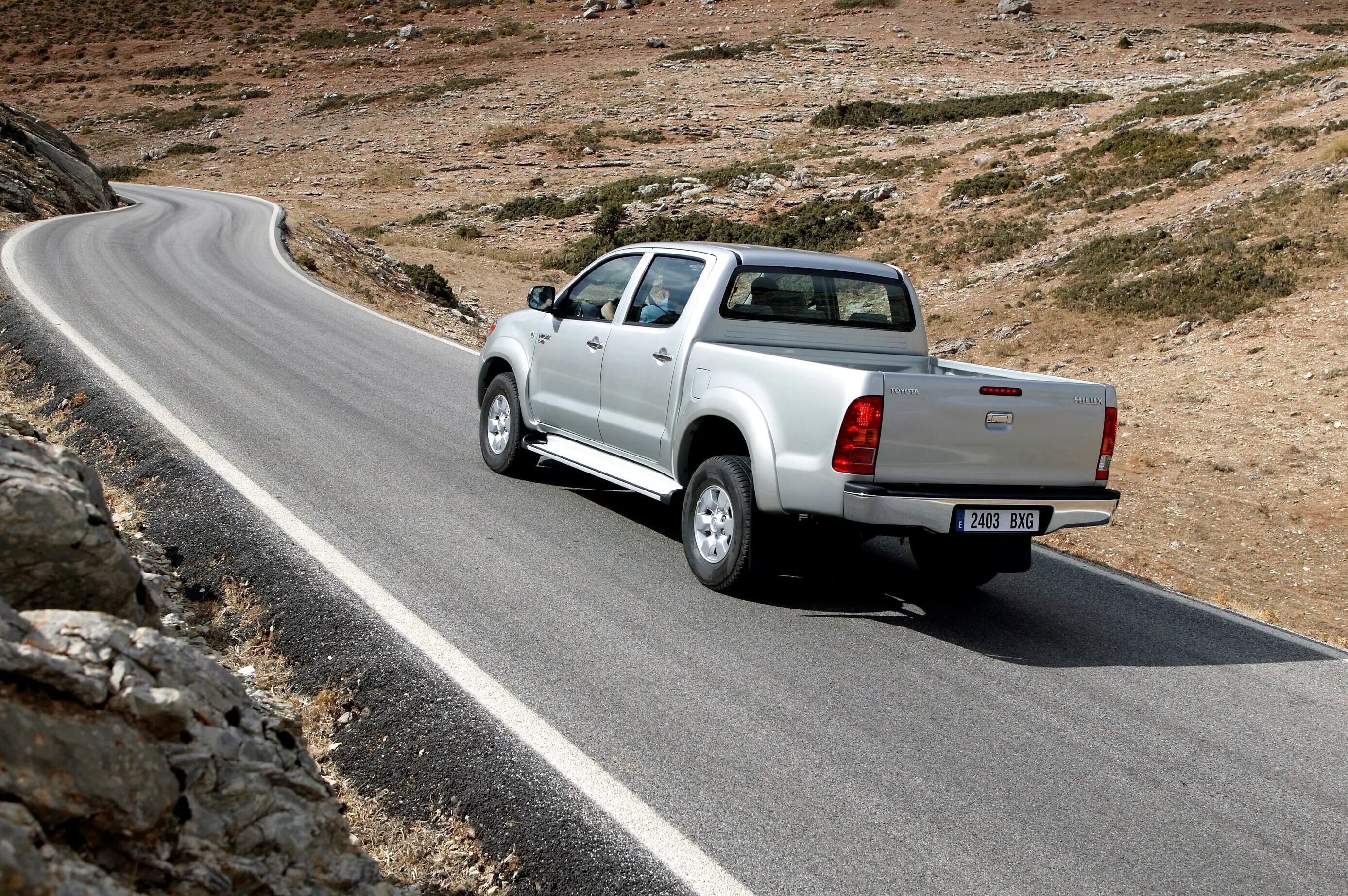 Хайлюкс 7 поколения. Toyota Hilux 2005. Тойота Хайлюкс 2005 года. Toyota Hilux 7 поколение. Тойота Хайлюкс 7 поколения.