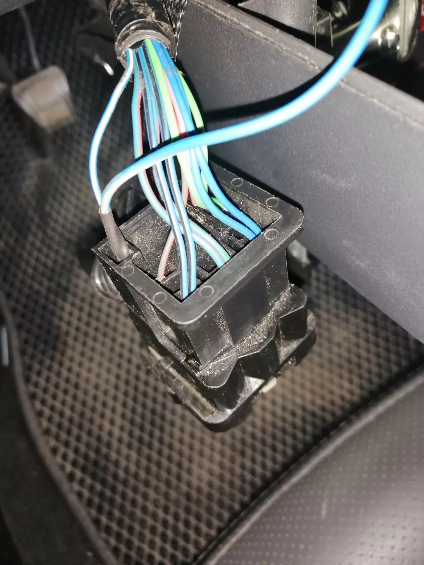 Выключаются противотуманки. Выключаются противотуманки. Выключаются противотуманки. Выключаются противотуманки. Реле дальнего света лада гранта 2013.