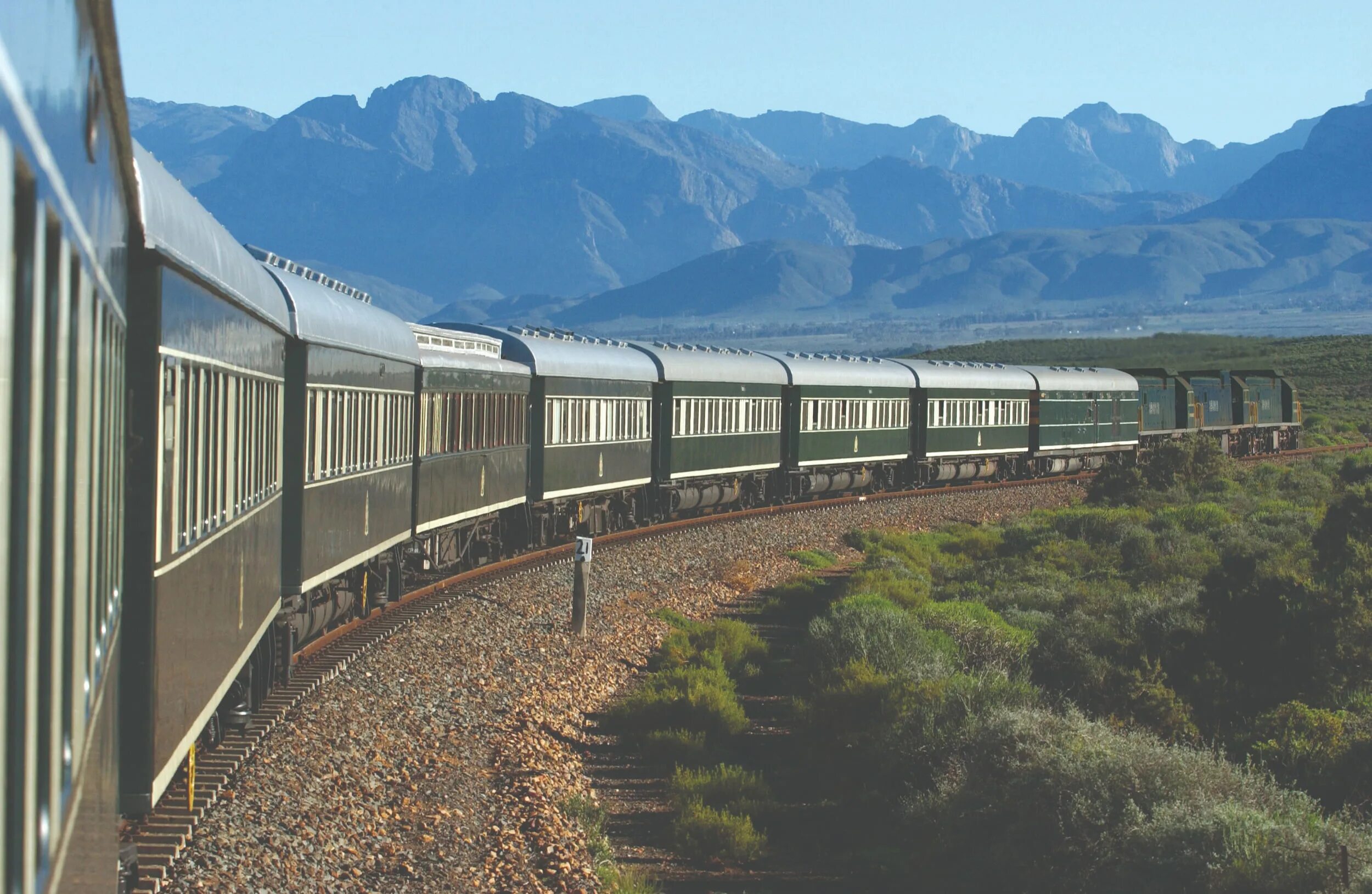 Железные дороги африки. Rovos Rail поезд. Поезд по Африке Rovos Rail. Pride of Africa поезд. РОВОС ЮАР.