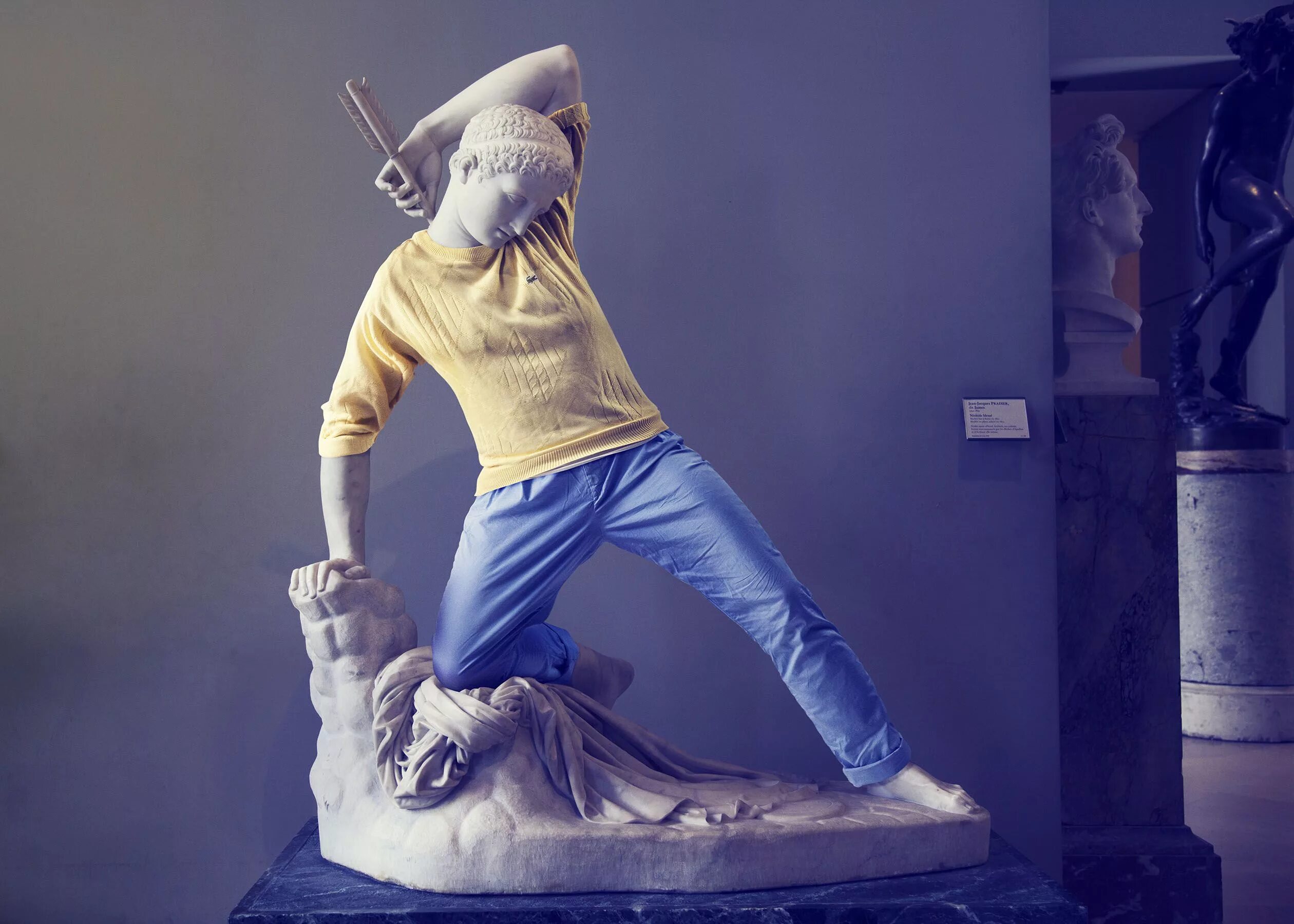 Statues art