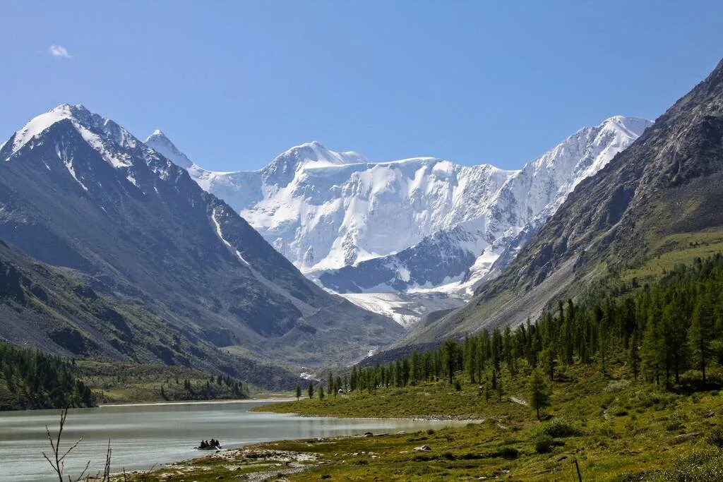 Абсолютная высота алтайских гор. Белуха горный Алтай. Гора Белуха, горный Алтай. Золотые горы Алтая заповедник. Катунский заповедник, горный Алтай.