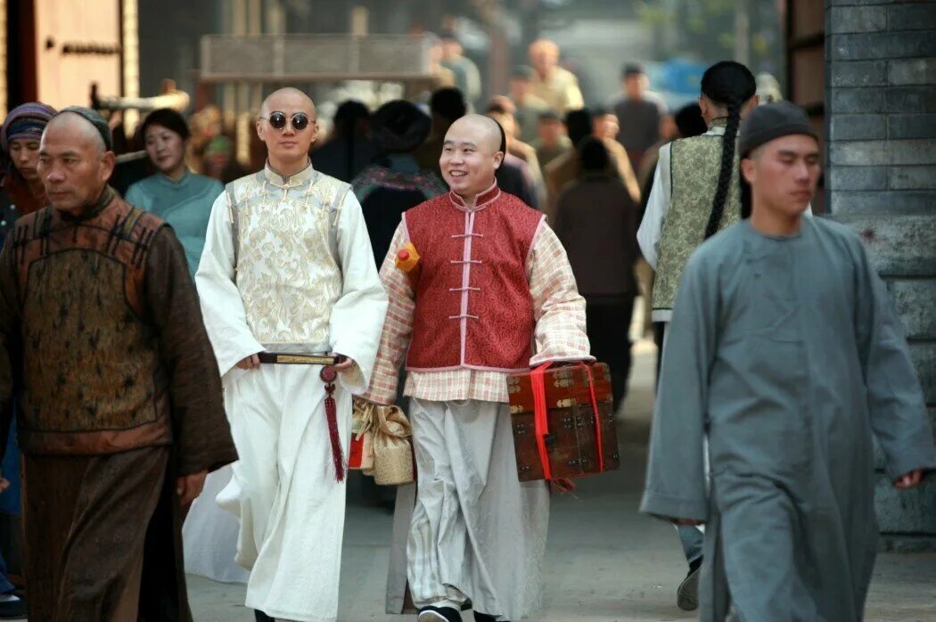 мастер кунг фу. кунг фу кинопоиск. кунг фу шаолинь. монахи шаолиня кунг фу. старинная комедия про кунг фу.