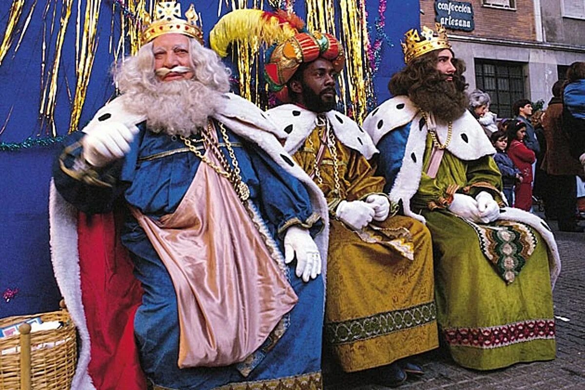 Будет три короля. Праздник трех королей. Праздник трёх королей в Германии. Кубинский дед Мороз. Праздник трех королей во Франции.
