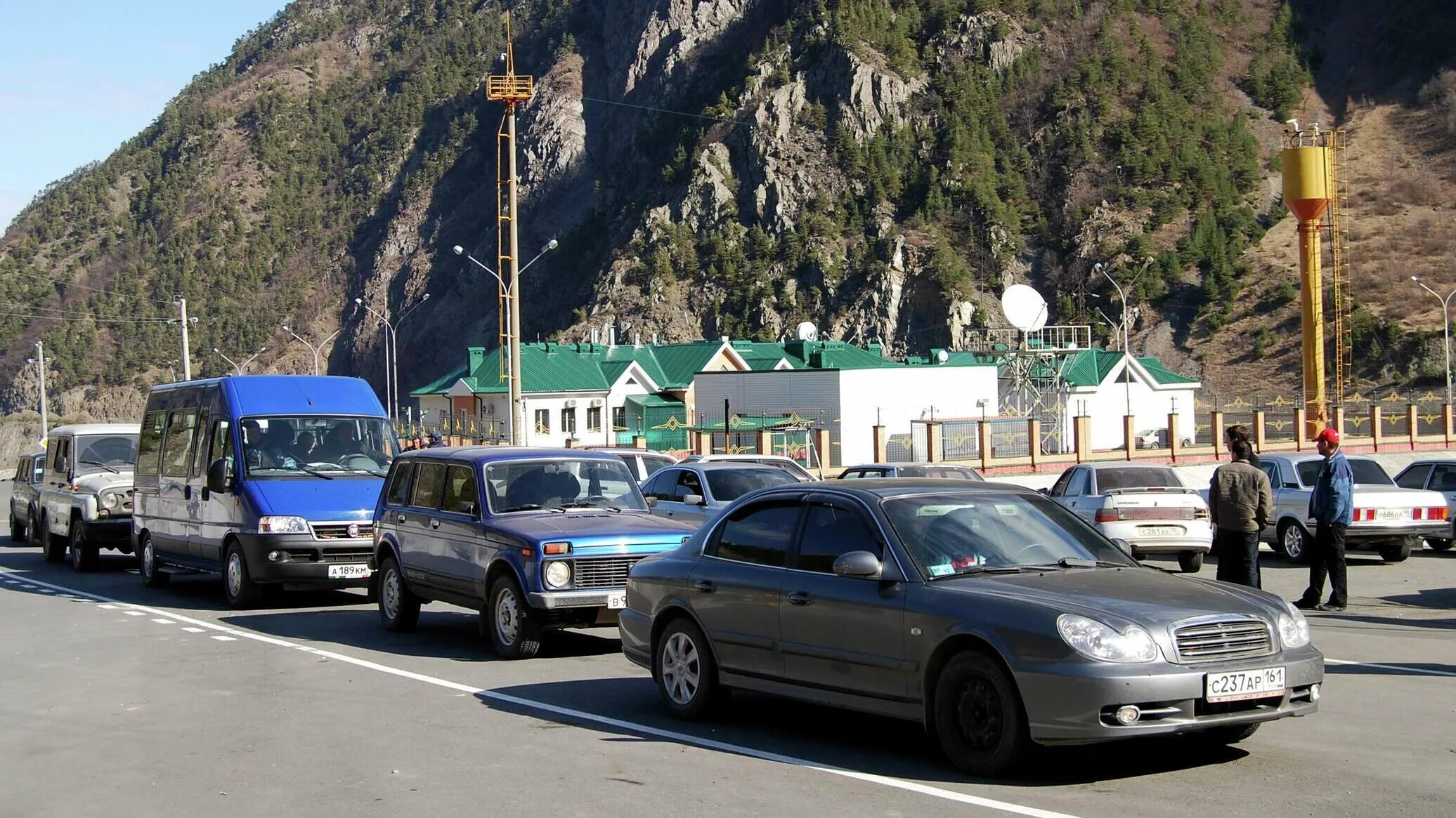 Грузинская таможня верхний Ларс. Грузинская граница верхний Ларс. Дорога Грузия Россия верхний Ларс. Грузия КПП верхний Ларс. Граница армения открыто