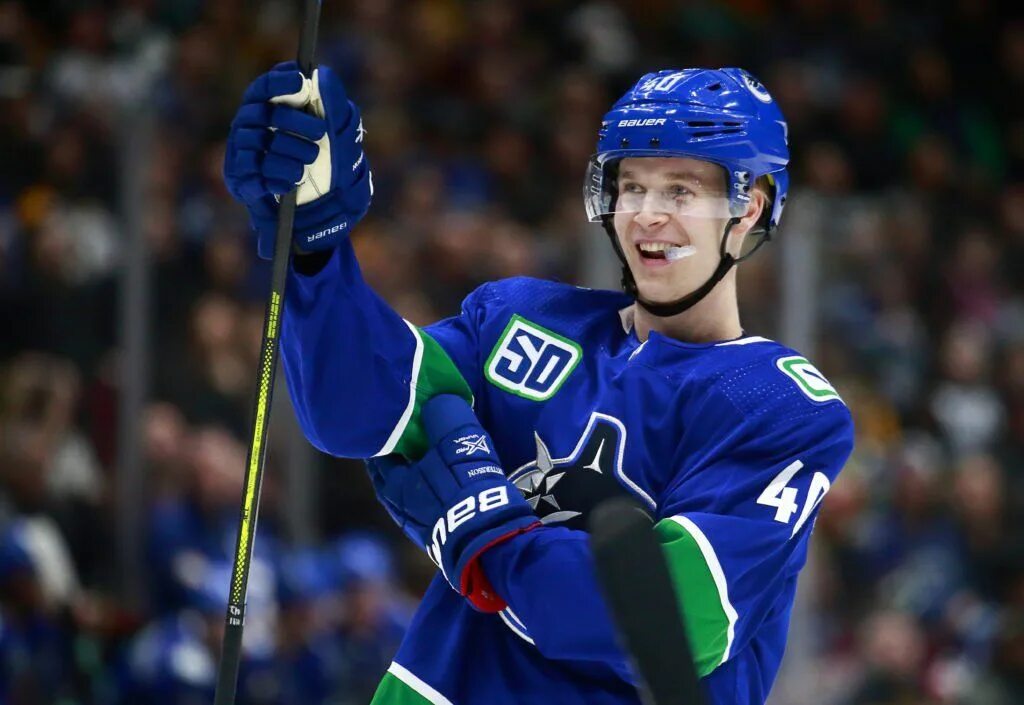 Sam ledger jay stroke aaron elias. Элиас петтерссон ванкувер. elias pettersson nhl. элиас петтерссон хоккеист. петерсон хоккеист ванкувер.
