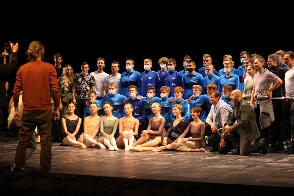 михайловский театр артисты. руководитель михайловского театра в санкт-петербурге. михайловский театр артисты. тщетная предосторожность михайловский театр санкт-петербург. михайловский театр артисты.